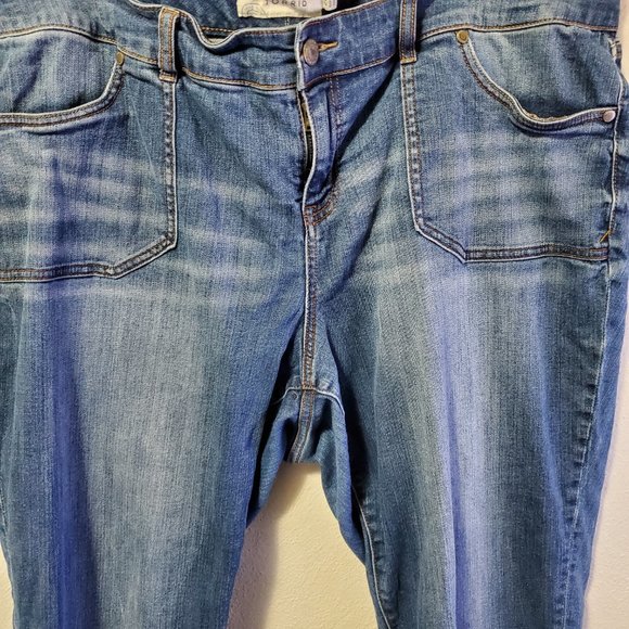 Torrid Women's Mid Rise Plus Size Straight Leg Jeans Sz W22 - Picture 5 of 8